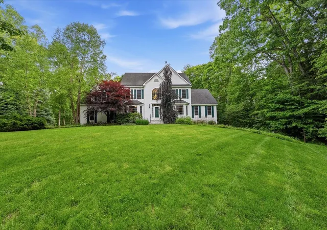 Homes for sale in Windham, NH | 10 Cristy Rd, Windham, NH 03087 | MLS# 5093597