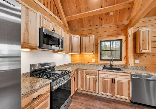 Homes for sale in Northfield, NH | 13 Stonehenge Cir #3, Northfield, NH 03276 | MLS# 5093599