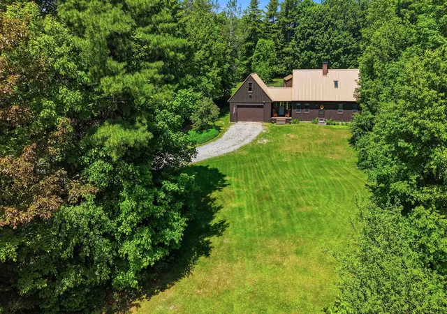 Photo 4 of Single family home for sale at 291 Halfmoon Pond Rd, Washington, NH 03280 | MLS# 5093607 | Listing updated on 2026-07-12
