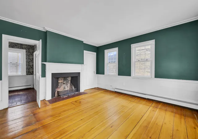 4th image of 357 Maplewood Ave, Portsmouth, NH 03801 | MLS# 5093622