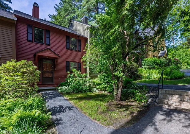 Homes for sale in Hartford, VT | 826 Hard Rd #B4, Hartford, VT 05059 | MLS# 5093632