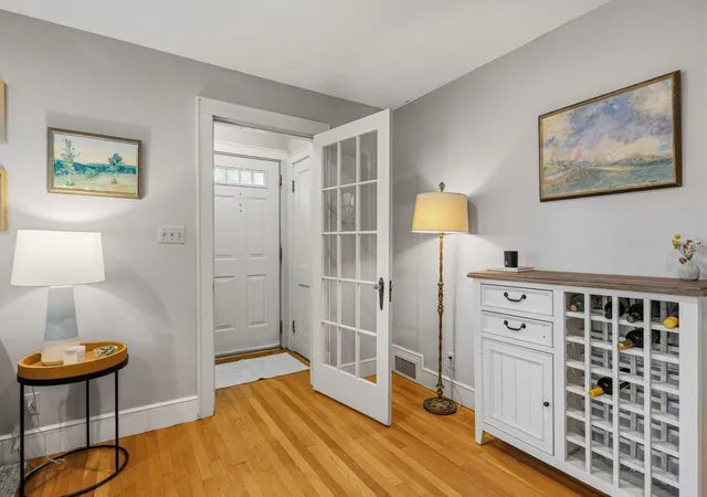 5th image of 115 Fairview Ave, Portsmouth, NH 03801 | MLS# 5093643
