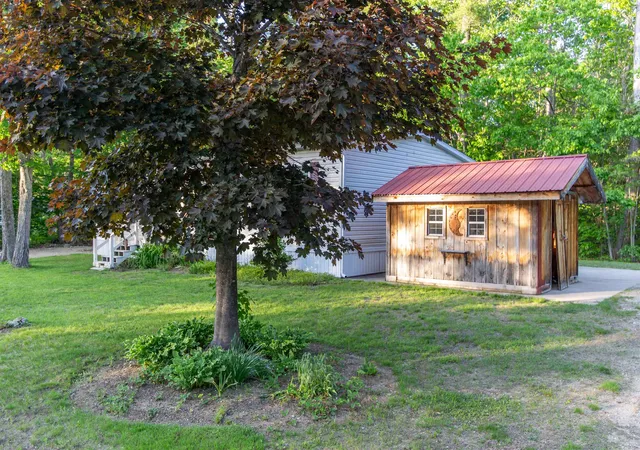 2nd image of 38 Bookholz Wy, Tamworth, NH 03886 | MLS# 5093711