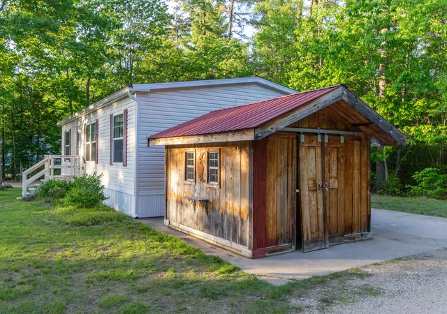 4th image of 38 Bookholz Wy, Tamworth, NH 03886 | MLS# 5093711