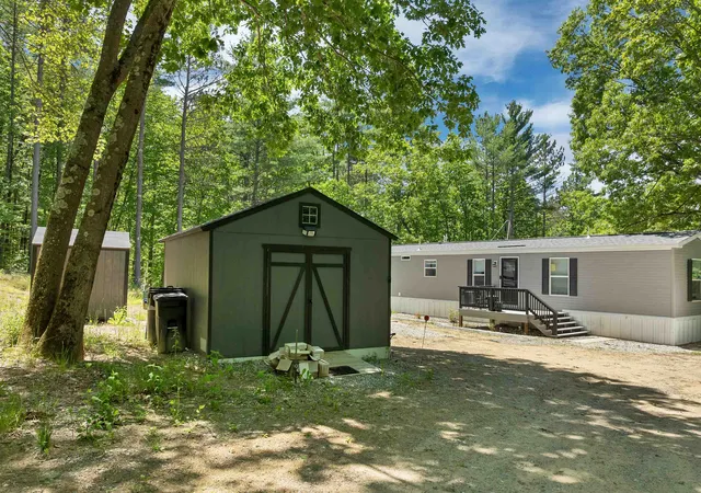 Homes for sale in Northfield, NH | 3 Oak Hill Rd, Northfield, NH 03276 | MLS# 5093730