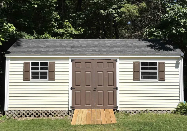 Homes for sale in Candia, NH | 37 Pine Ridge Dr, Candia, NH 03034 | MLS# 5093745