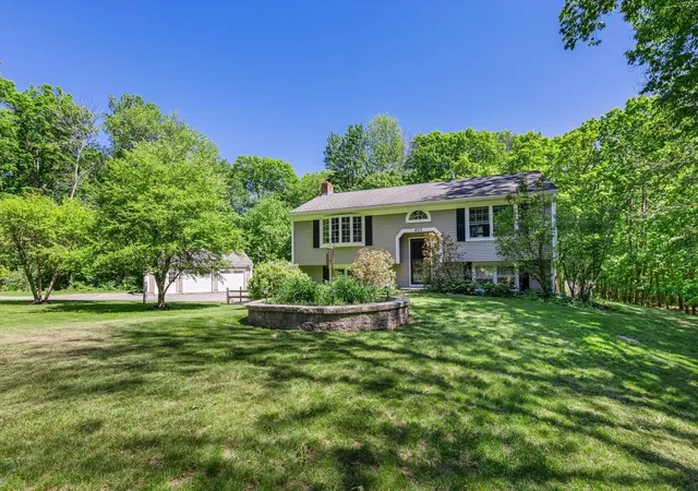 Photo 1 of Single family home for sale at 407 Middle Winchendon Rd, Rindge, NH 03461 | MLS# 5093781 | Listing updated on 2026-09-18