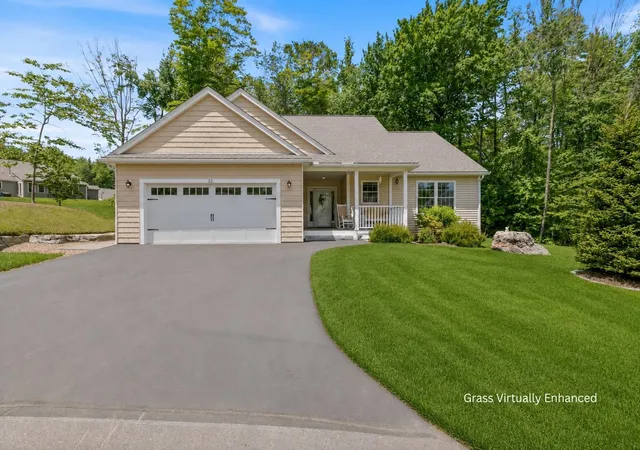 Homes for sale in Candia, NH | 25 Ridgeview Dr, Candia, NH 03034 | MLS# 5093801