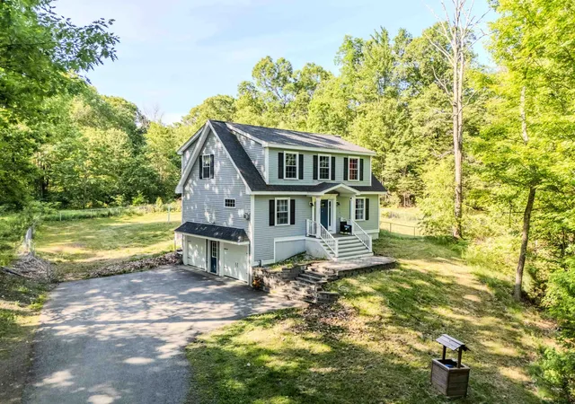 Photo 1 of Single family home for sale at 130 Concord Rd, Lee, NH 03861 | MLS# 5093823 | Listing updated on 2026-09-16