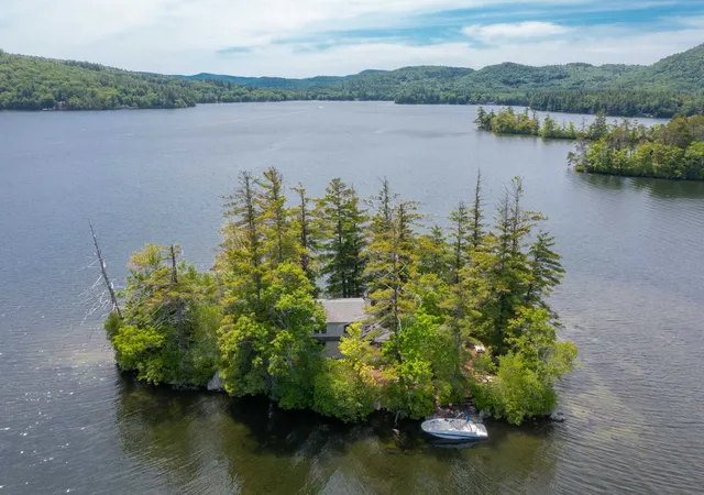 Homes for sale in Holderness, NH | 28 Potato Island, Holderness, NH 03245 | MLS# 5093853