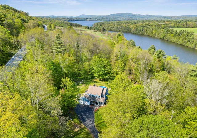 4th image of 49 Edgewater Ter, Milton, VT 05468 | MLS# 5093856