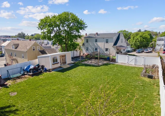 2nd image of 93 1/2 Chandler St, Nashua, NH 03064 | MLS# 5093859