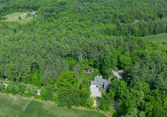 Photo 3 of Single family home for sale at 385 Irish Hill Rd, Contoocook, NH 03229 | MLS# 5093861 | Listing updated on 2026-08-17