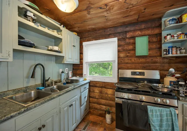 Homes for sale in Barrington, NH | 107 Orchard Hill Rd, Barrington, NH 03825 | MLS# 5093868