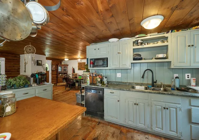 Homes for sale in Barrington, NH | 107 Orchard Hill Rd, Barrington, NH 03825 | MLS# 5093868