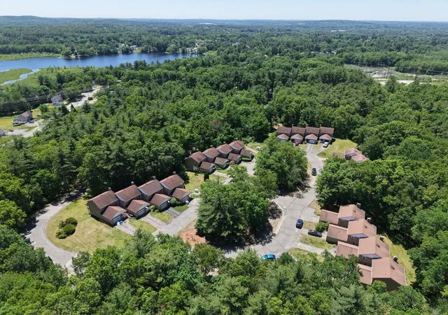 36th image of 23 Bonnie Heights Ln #7, Hudson, NH 03051 | MLS# 5093895