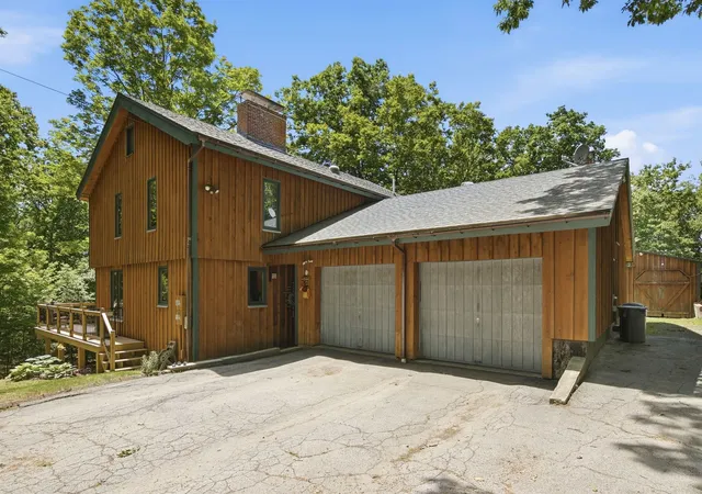 2nd image of 850 Concord Stage Rd, Weare, NH 03281 | MLS# 5093910