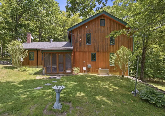 4th image of 850 Concord Stage Rd, Weare, NH 03281 | MLS# 5093910