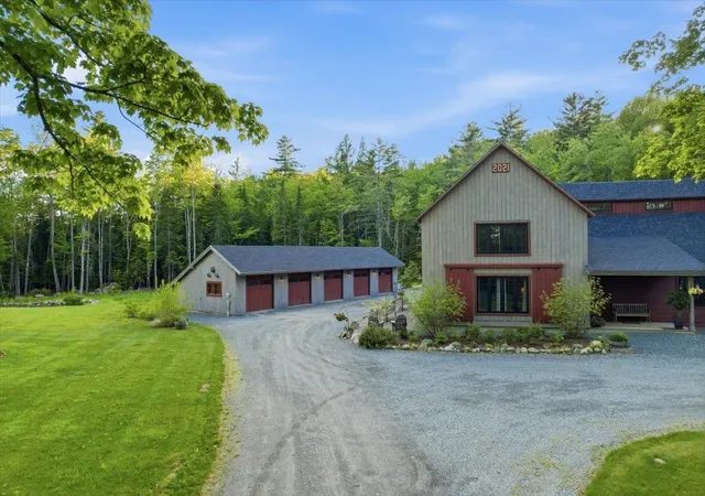 Homes for sale in Bethlehem, NH | 908 Old Franconia Rd, Bethlehem, NH 03574 | MLS# 5093932