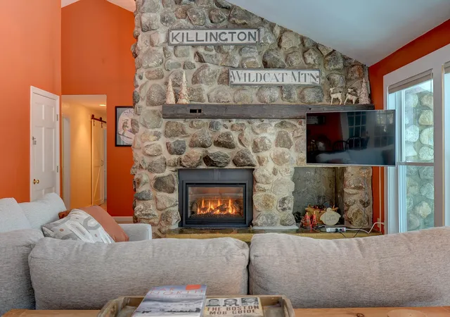 4th image of 50 Drachenfels Rd, North Conway, NH 03860 | MLS# 5093958
