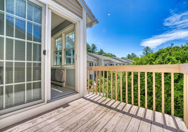 Homes for sale in New London, NH | 322 Parkside Rd #27, New London, NH 03257 | MLS# 5094002