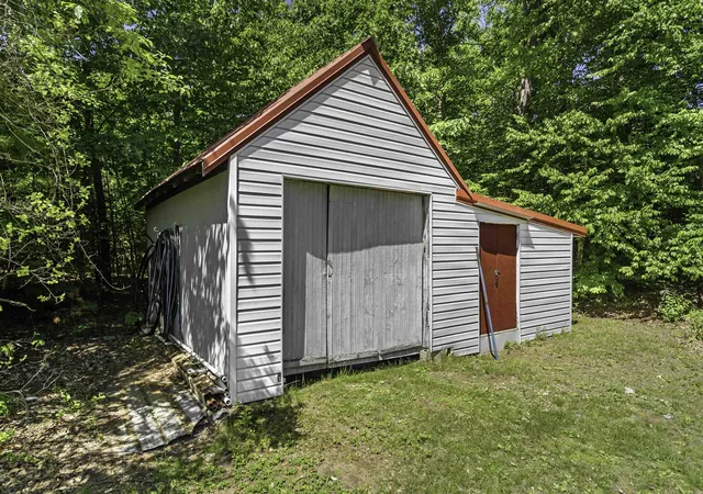 Homes for sale in Hopkinton, NH | 35 Tyler Rd, Hopkinton, NH 03229 | MLS# 5094011