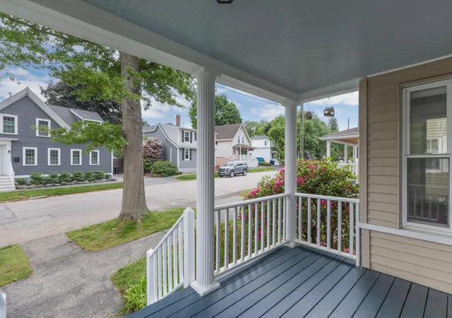 Photo 1 of Single family home for sale at 306 Thornton St, Portsmouth, NH 03801 | MLS# 5094031 | Listing updated on 2026-06-18
