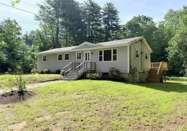 1st image of 37 Bluff St, Salem, NH 03079 | MLS# 5094044
