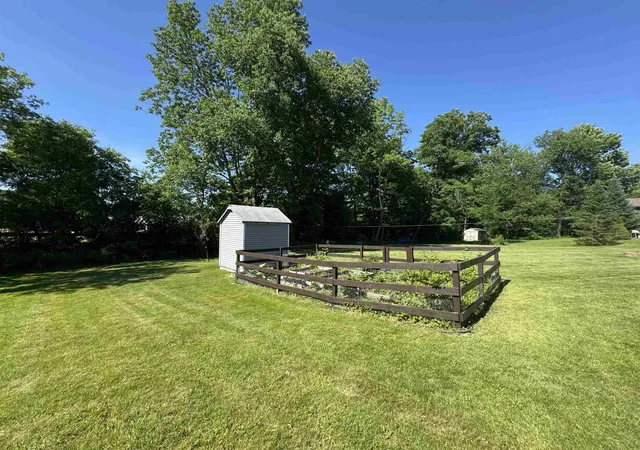 39th image of 5 Tuttle Meadow Dr, Rutland, VT 05701 | MLS# 5094045