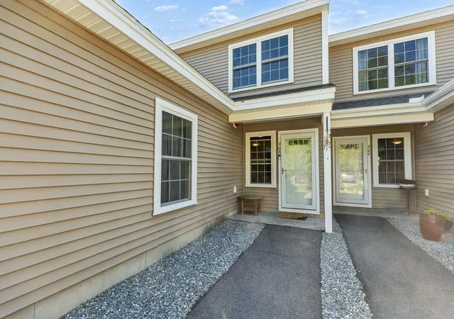 2nd image of 408 Southfield Ln, Peterborough, NH 03458 | MLS# 5094050