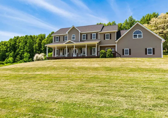 1st image of 15 Rockledge Rd, Milton, VT 05468 | MLS# 5094054