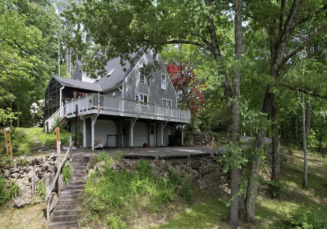 Photo 3 of Single family home for sale at 85 Stowell Rd, Bedford, NH 03110 | MLS# 5094059 | Listing updated on 2026-07-17