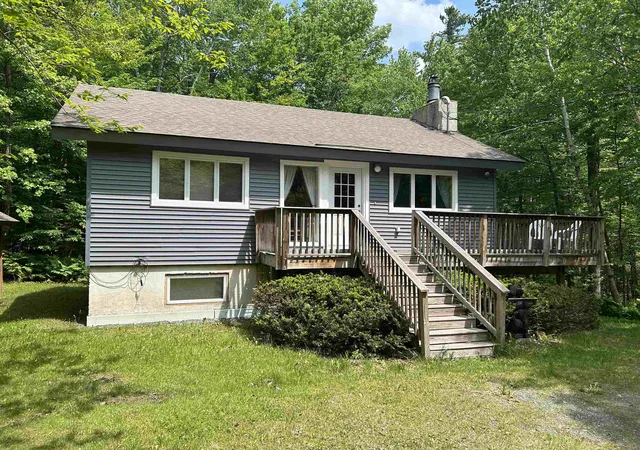 Homes for sale in Winhall, VT | 13 Golden Triangle Rd, Winhall, VT 05340 | MLS# 5094060