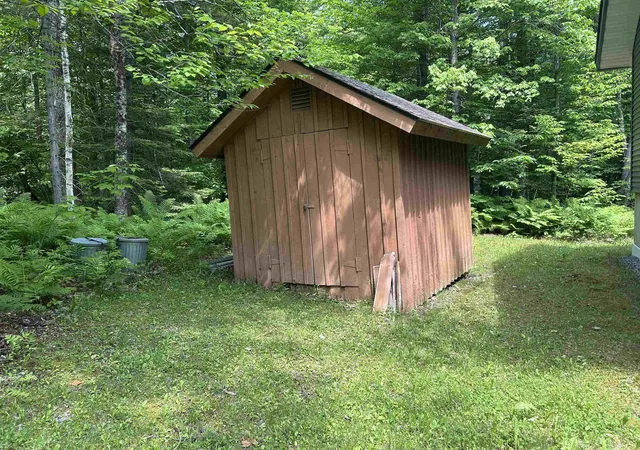 Homes for sale in Winhall, VT | 13 Golden Triangle Rd, Winhall, VT 05340 | MLS# 5094060