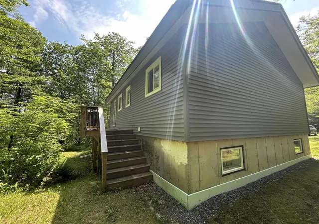 Homes for sale in Winhall, VT | 13 Golden Triangle Rd, Winhall, VT 05340 | MLS# 5094060