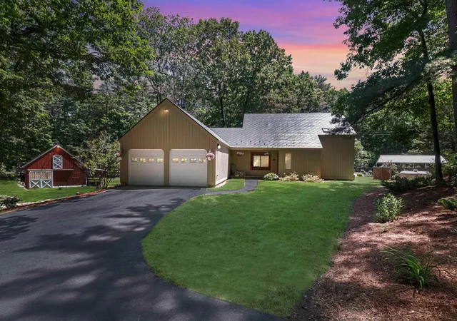 1st image of 51 Baxter Rd, Hollis, NH 03049 | MLS# 5094070