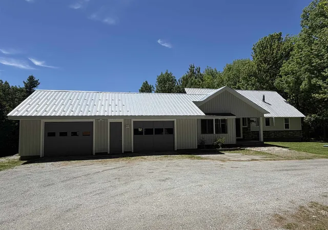 Single family home for sale at 386 Howland Farm Rd, Belmont, VT 05730 | MLS# 5094074