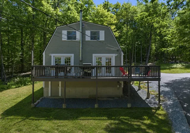 Photo 2 of Single family home for sale at 48 Forest Hill Rd, Meredith, NH 03253 | MLS# 5094110 | Listing updated on 2026-08-30