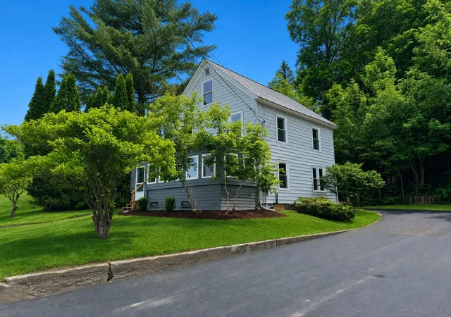 1st image of 455 Main St, Newport City, VT 05855 | MLS# 5094113