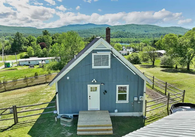 Homes for sale in Canaan, NH | 1306 Us Route 4, Canaan, NH 03741 | MLS# 5094115