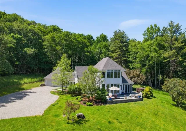 Homes for sale in Manchester, VT | 312 Beartown Rd, Manchester, VT 05255 | MLS# 5094155