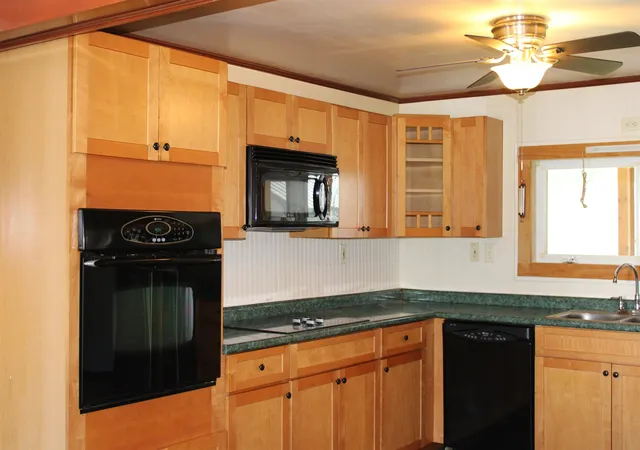 Photo 3 of Single family home for sale at 23 Hadley St, Littleton, NH 03561 | MLS# 5094159 | Listing updated on 2026-06-24