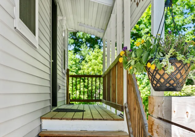 Photo 3 of Single family home for sale at 872 Golf Course Rd, Morrisville, VT 05661 | MLS# 5094186 | Listing updated on 2026-06-19