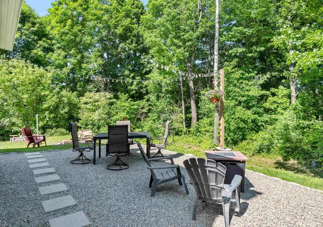 Photo 4 of Single family home for sale at 872 Golf Course Rd, Morrisville, VT 05661 | MLS# 5094186 | Listing updated on 2026-06-19