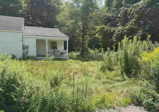 Photo 3 of Single family home for sale at 193 New Durham Rd, Alton, NH 03809 | MLS# 5094191 | Listing updated on 2026-09-15