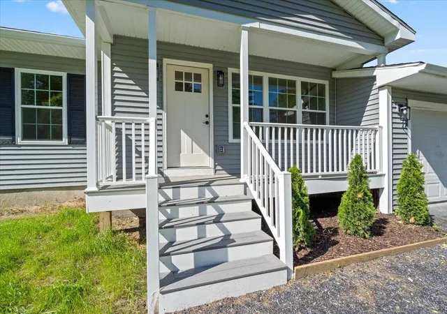 5th image of 114 Cobble Rd, Milton, VT 05468 | MLS# 5094208
