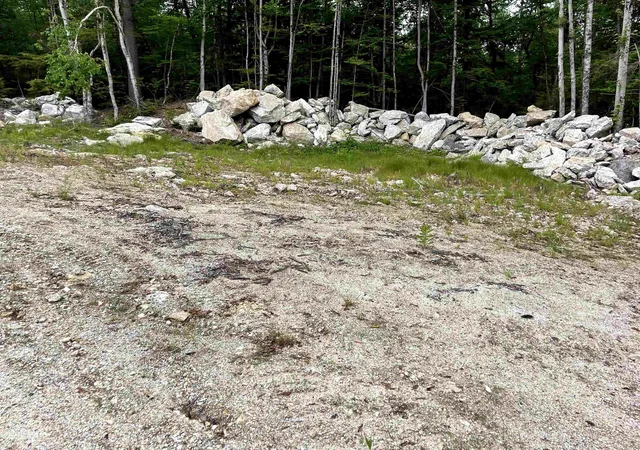 Homes for sale in Sutton, NH | 40 Hominy Pot Rd, Sutton, NH 03221 | MLS# 5094271