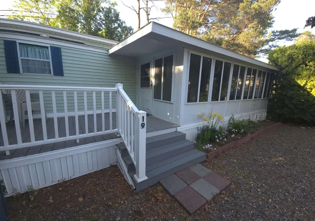 Photo 3 of Manufactured home for sale at 308 State Route 286 #Lot 19, Seabrook, NH 03874 | MLS# 5094276 | Listing updated on 2026-09-01