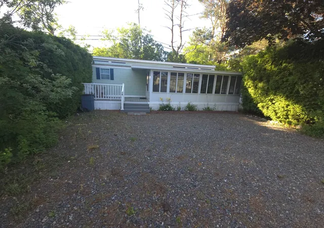 Photo 3 of Manufactured home for sale at 308 State Route 286 #Lot 19, Seabrook, NH 03874 | MLS# 5094276 | Listing updated on 2026-09-01