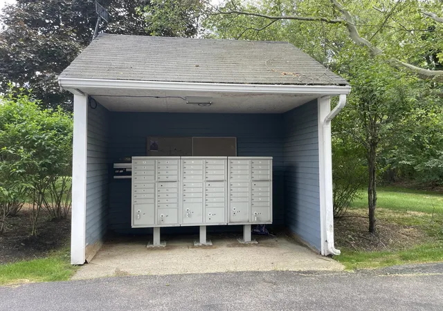 Homes for sale in Portsmouth, NH | 1275 Maplewood Ave #10, Portsmouth, NH 03801 | MLS# 5094294